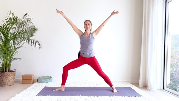 Video thumbnail for: Build strength from top to toe