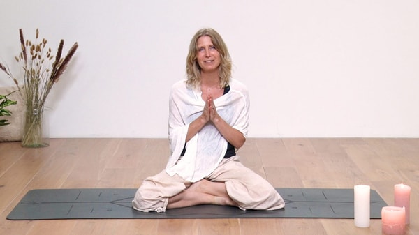 Video thumbnail for: 20 mindful minutes 1 - Setting up your practice