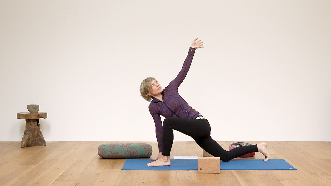 Moon day yoga (also suitable for men!)