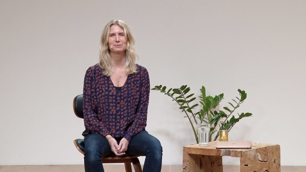 Video thumbnail for: 4 - 8 breath practice