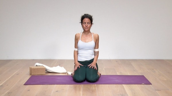 Video thumbnail for: Rest and relax with Viloma Pranayama