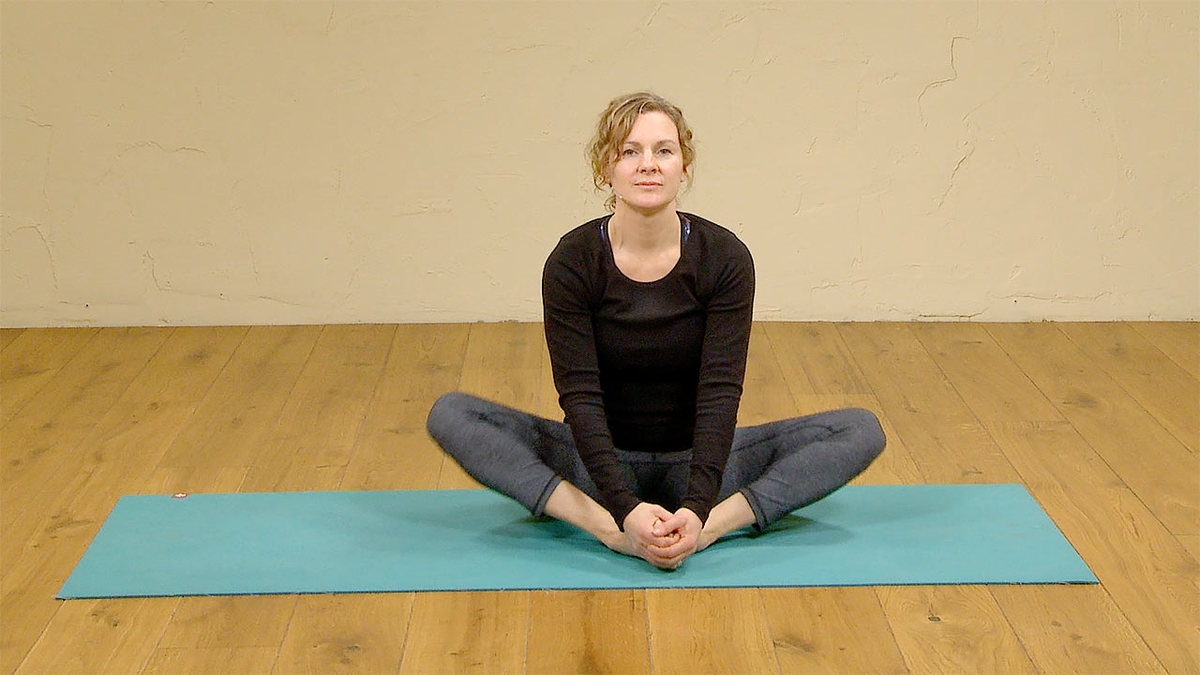 Bedtime yoga for kids